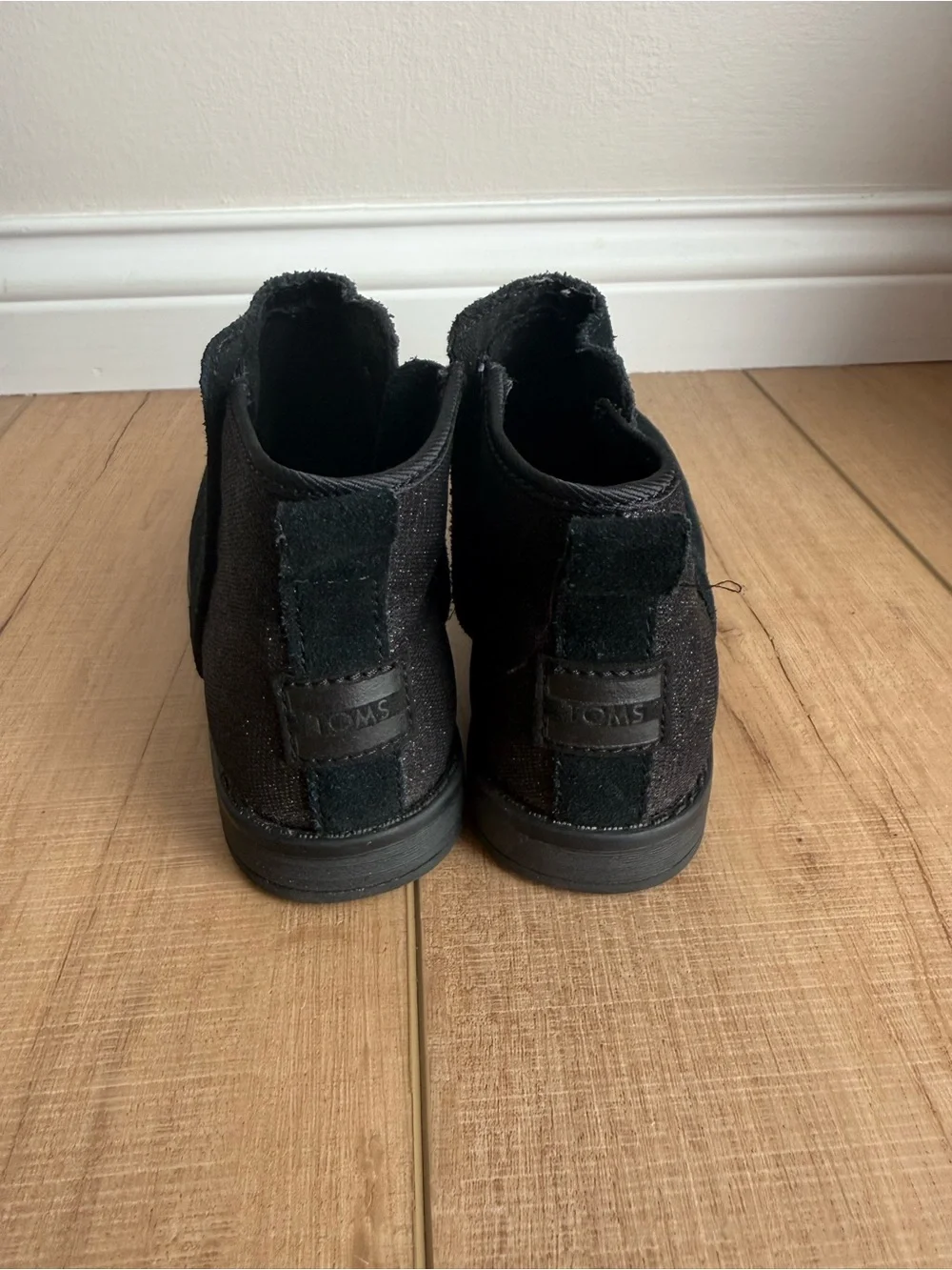 Toms Kids Black Suede Booties